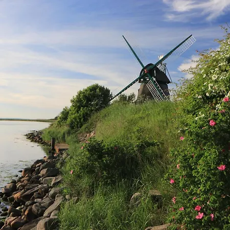 Charlottenhuus - Schloss Gelting * Nieby (Nieby, Schleswig-Flensburg)